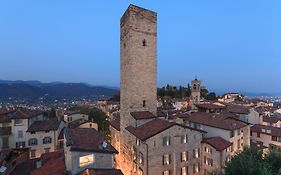 Gombithotel